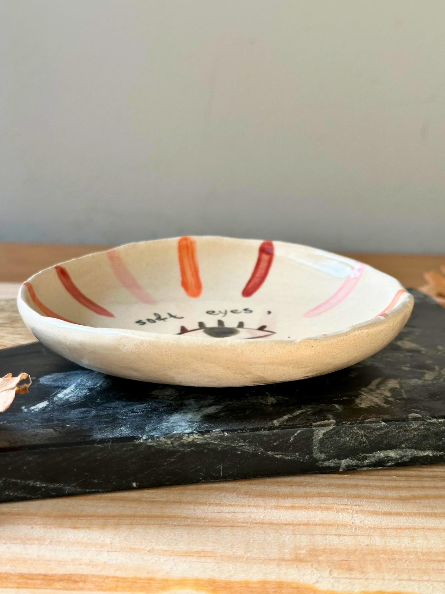 Soft eyes - Medium Plate