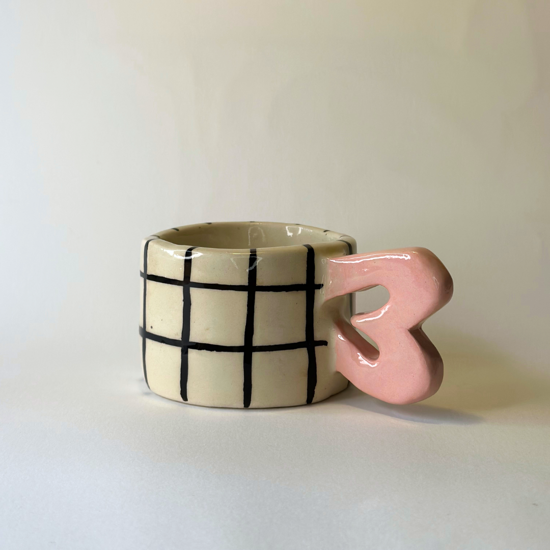 Minimal Collection - Plaid & Heart Cup