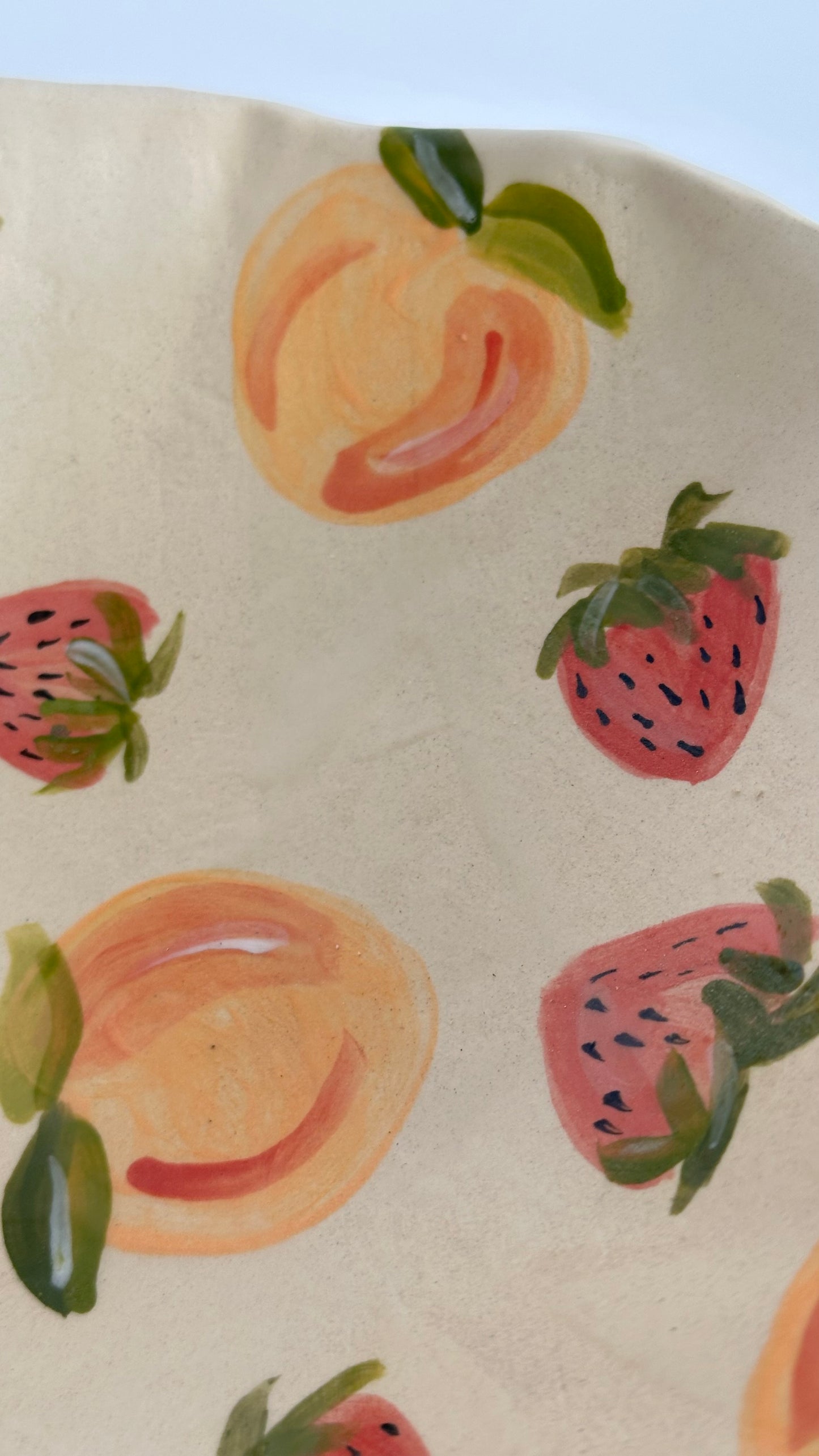 Strawberries & Peaches - Salad Bowl