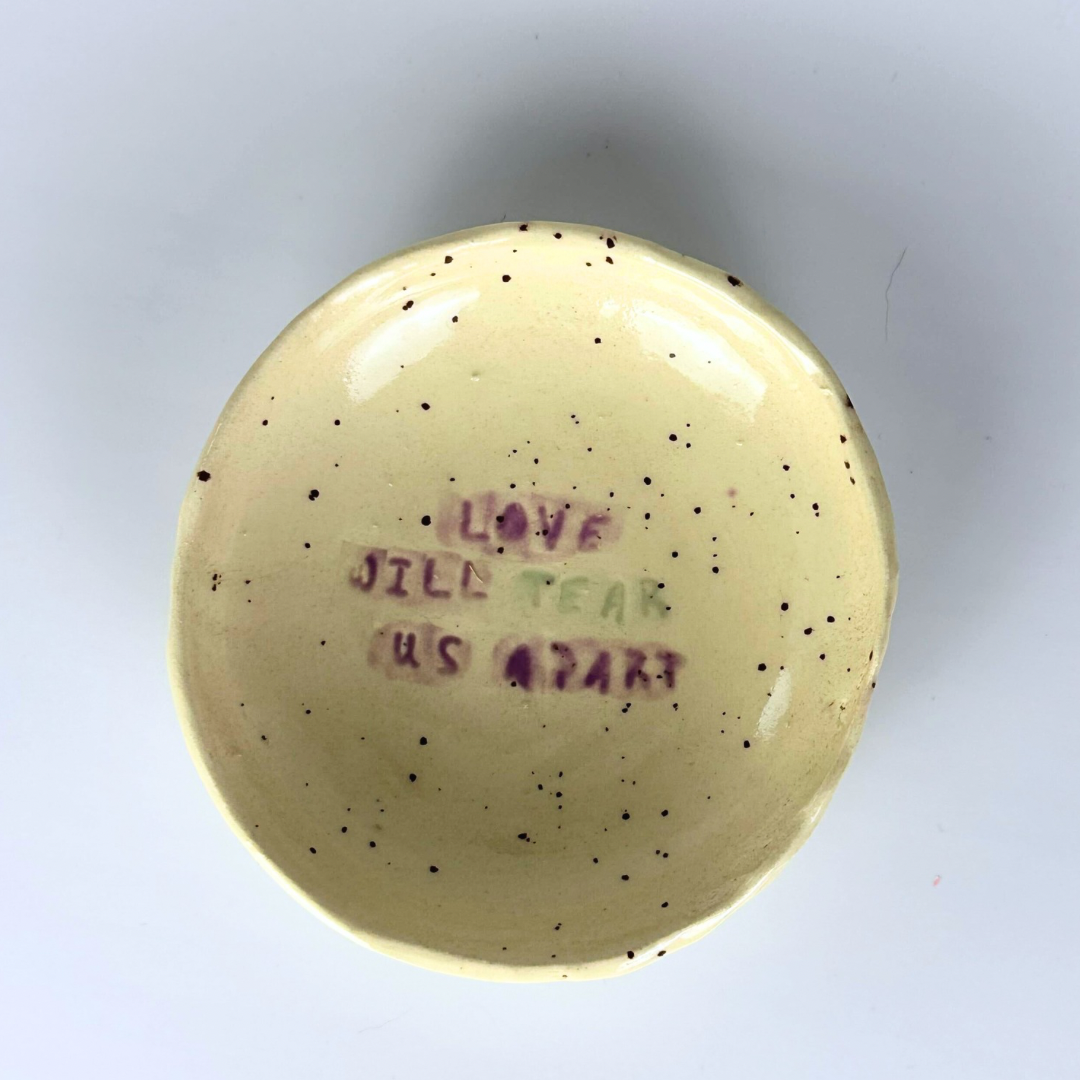 Love will tear us apart - Trinket